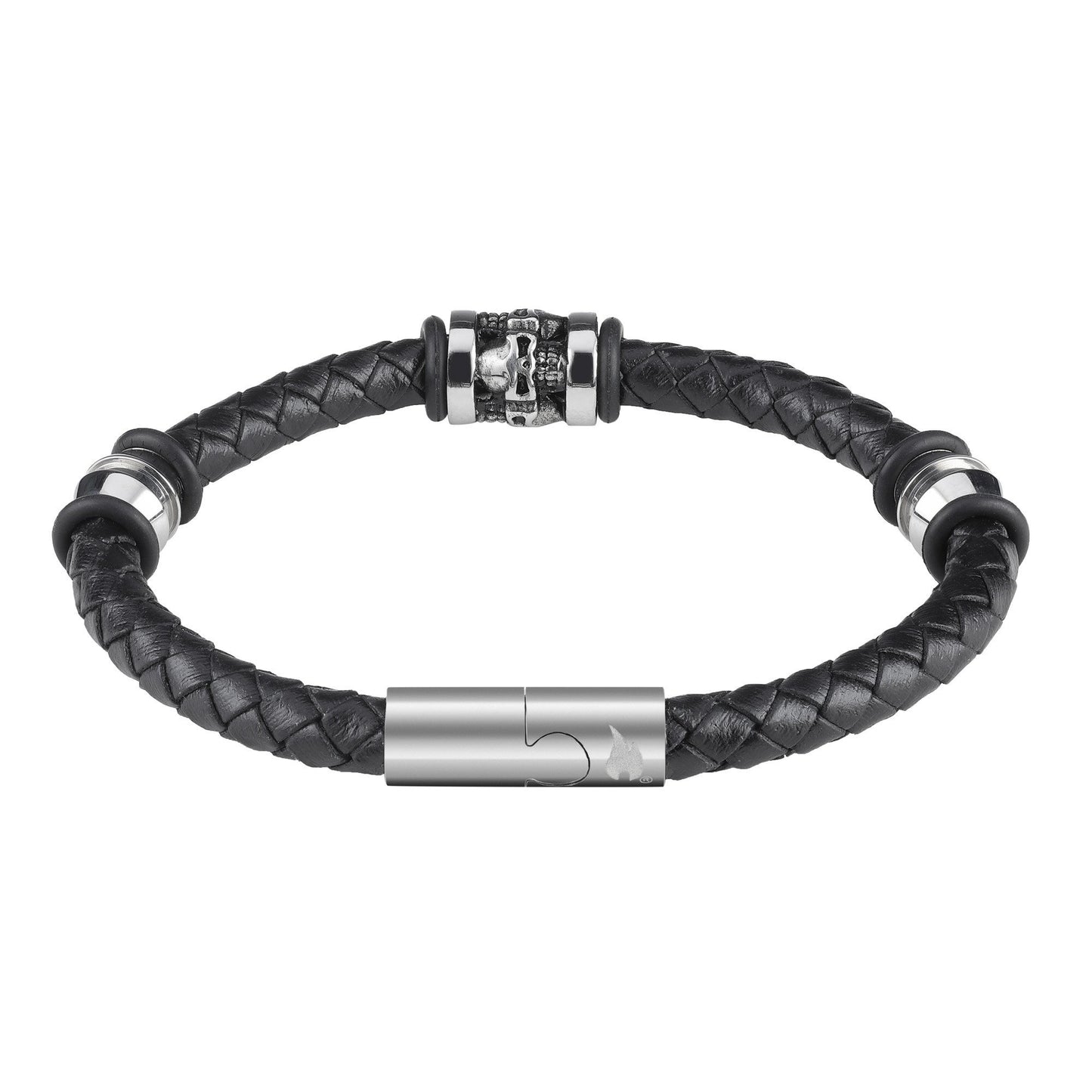 Rückansicht Zippo Armband aus Leder und drei Edelstahl Anhängern mit Totenkopf