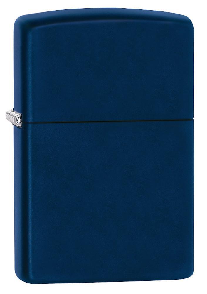 Vooraanzicht 3/4 hoek Zippo aansteker Navy Blue Matte basismodel