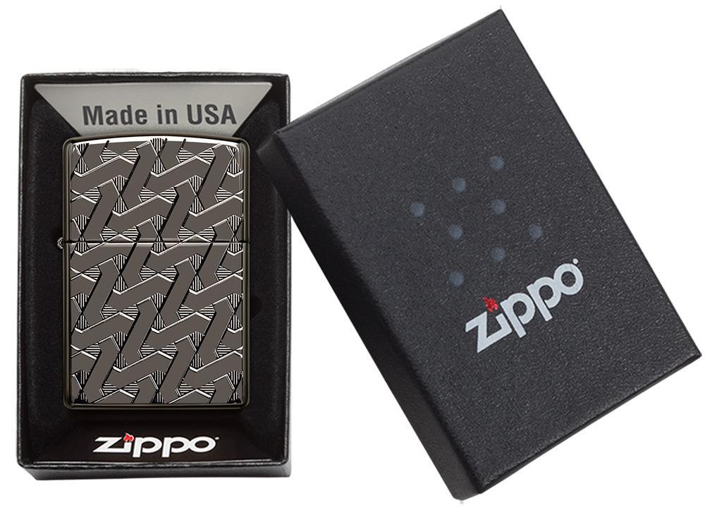 Zippo-aansteker grijs glanzend met verstrengelde zigzaglijnen in open doos