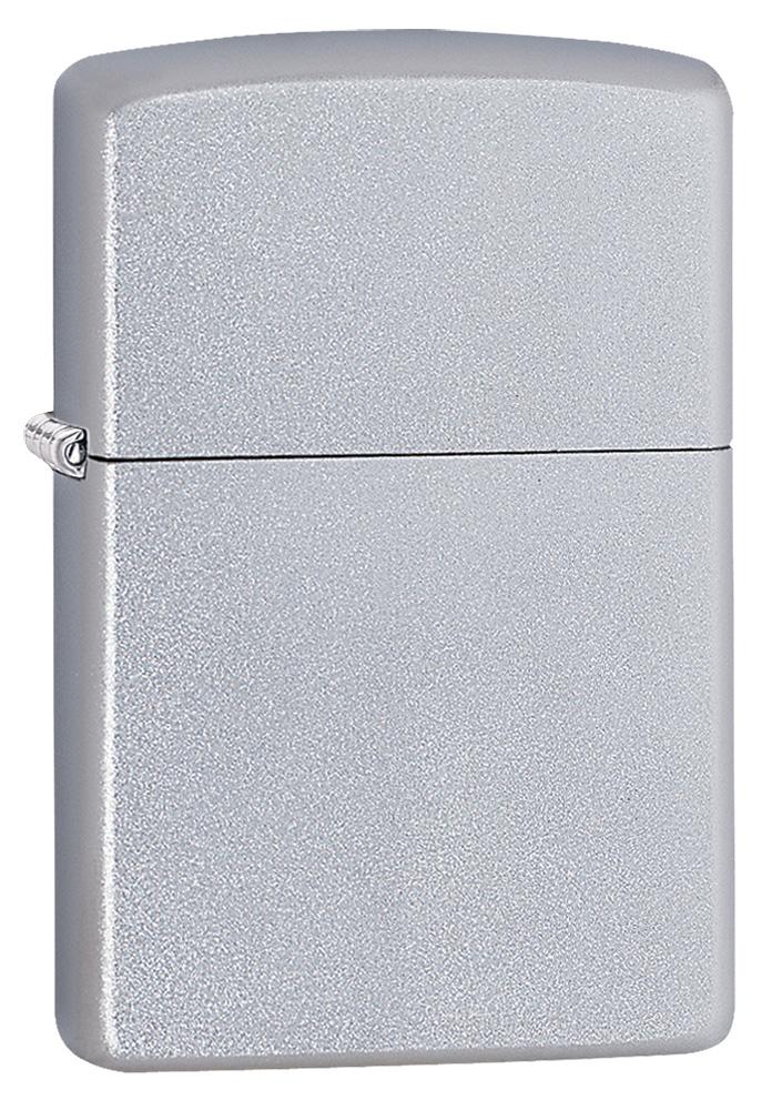 Vooraanzicht 3/4 hoek Zippo aansteker Satin Chrome basismodel