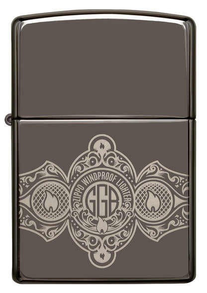 Zippo Feuerzeug Frontansicht Black Ice® mit 360° Gravur von Zippo Flammen und Logo in Zigarrenband Design