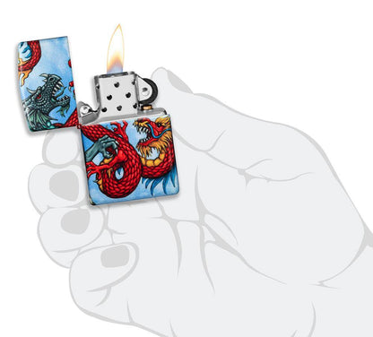 Vooraanzicht Zippo-aansteker White Matte 540° Color Image met draken open met vlam in handpalm