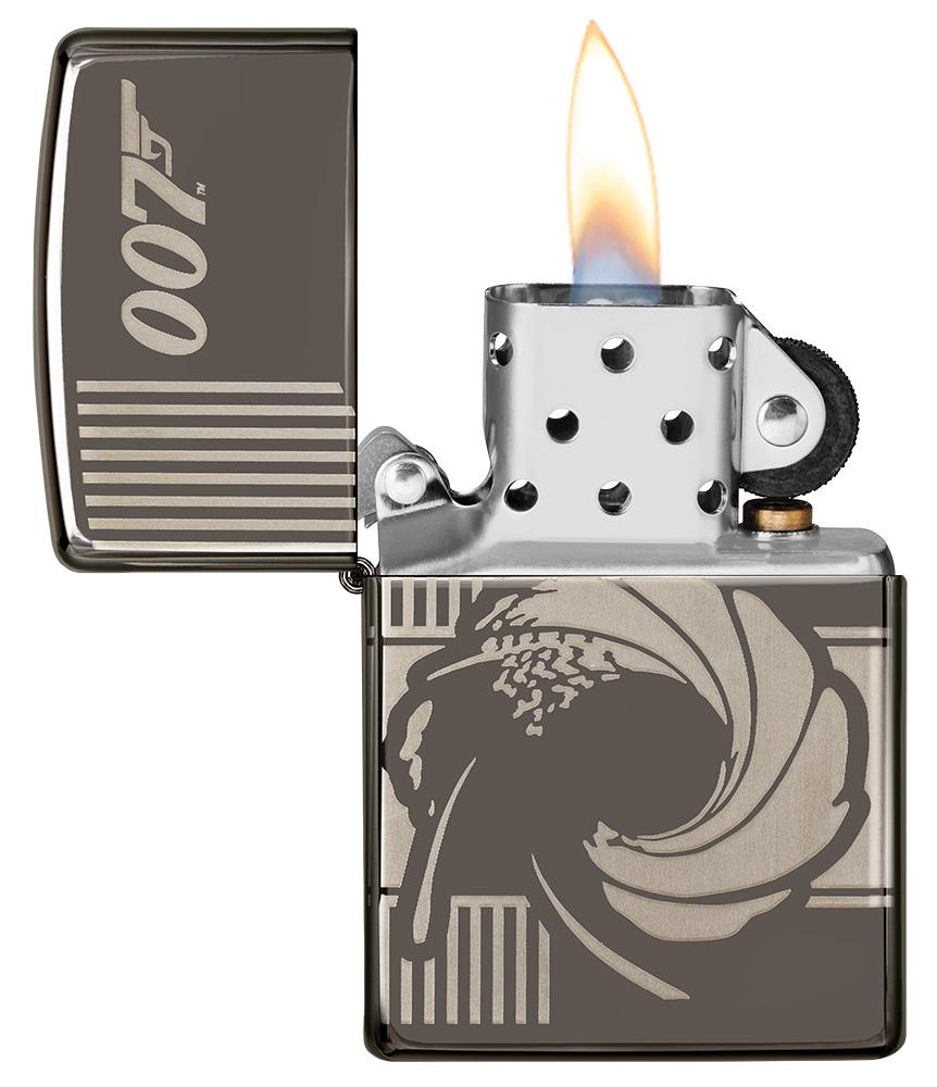 Vooraanzicht Zippo-aansteker grijs glanzend James Bond 007 open met vlam
